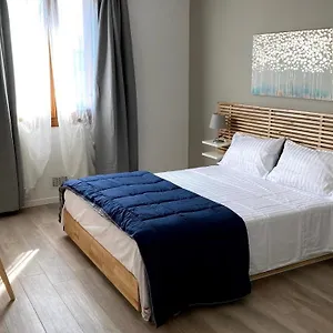 Foresteria House 1 Nocleg ze śniadaniem